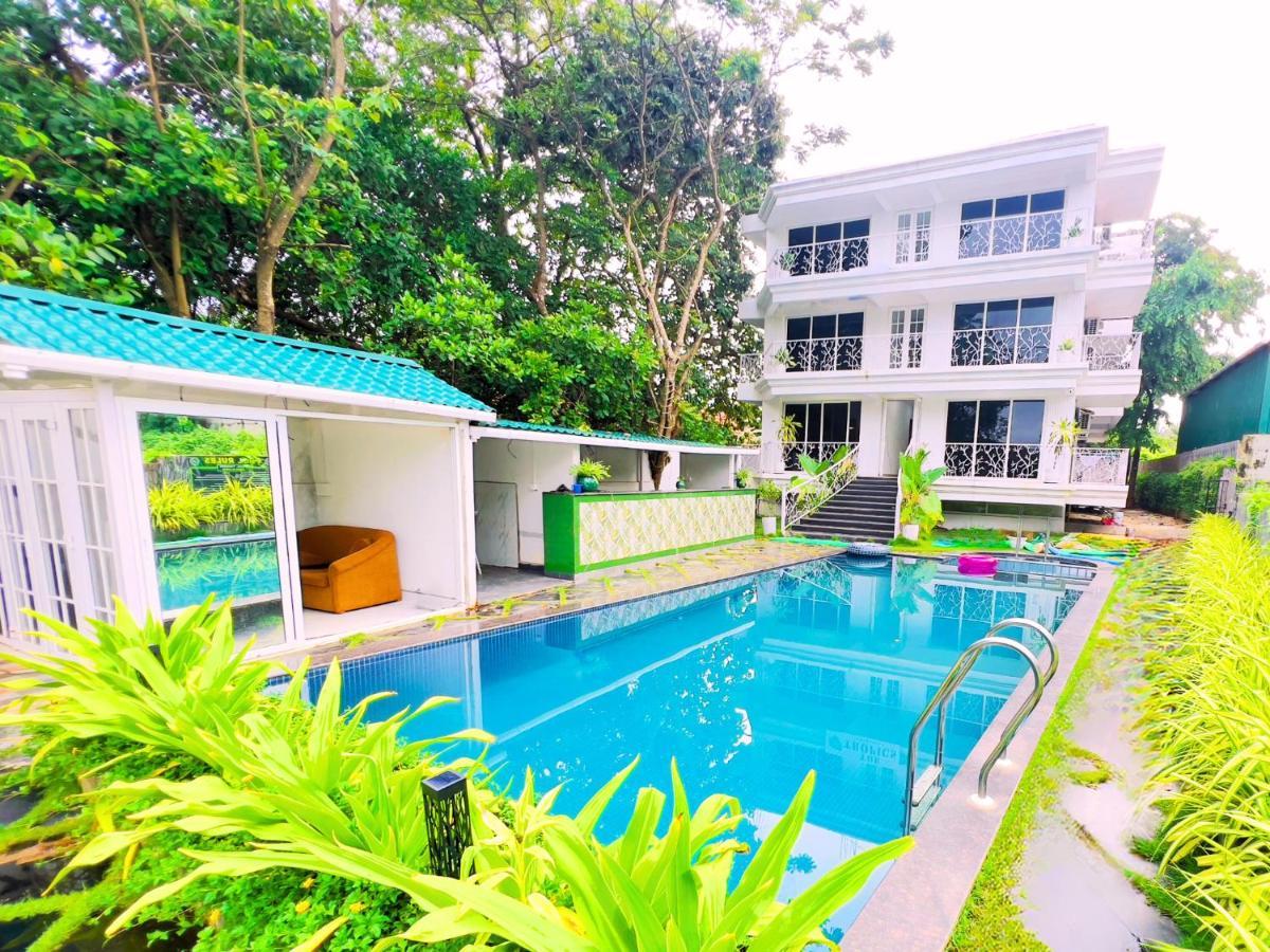 The Mayfield Resort, Vagator Anjuna Dış mekan fotoğraf