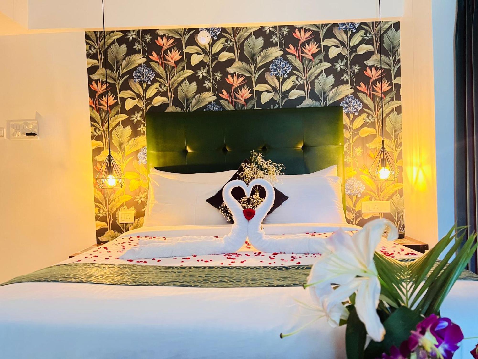 The Mayfield Resort, Vagator Anjuna Dış mekan fotoğraf