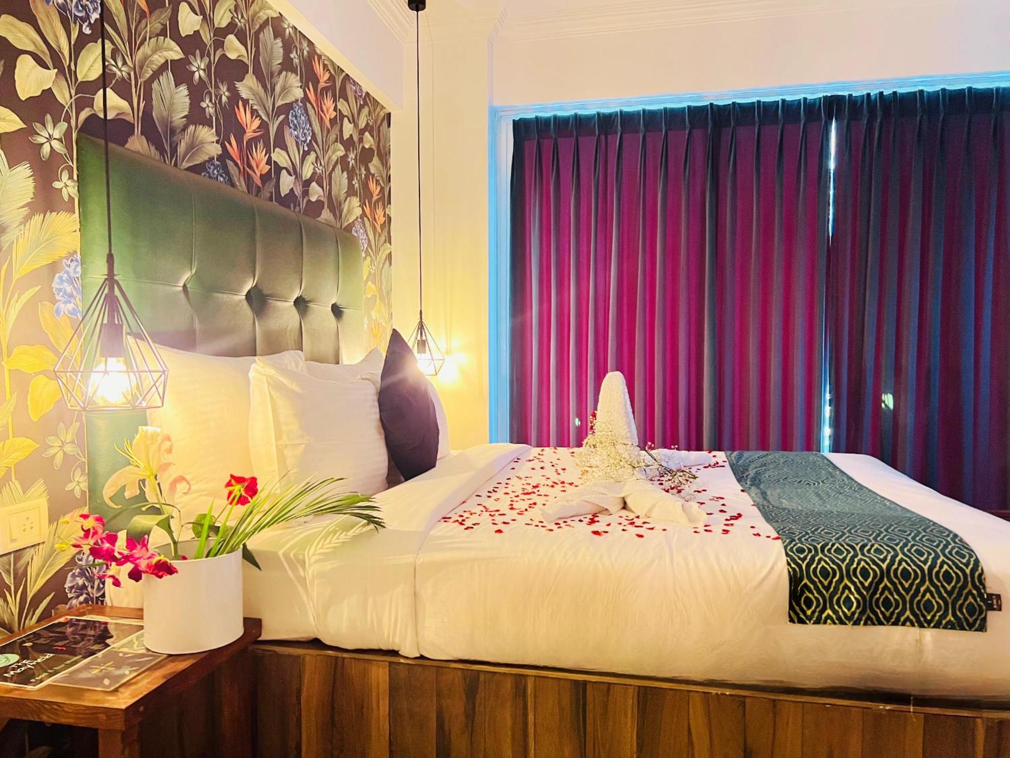 The Mayfield Resort, Vagator Anjuna Dış mekan fotoğraf